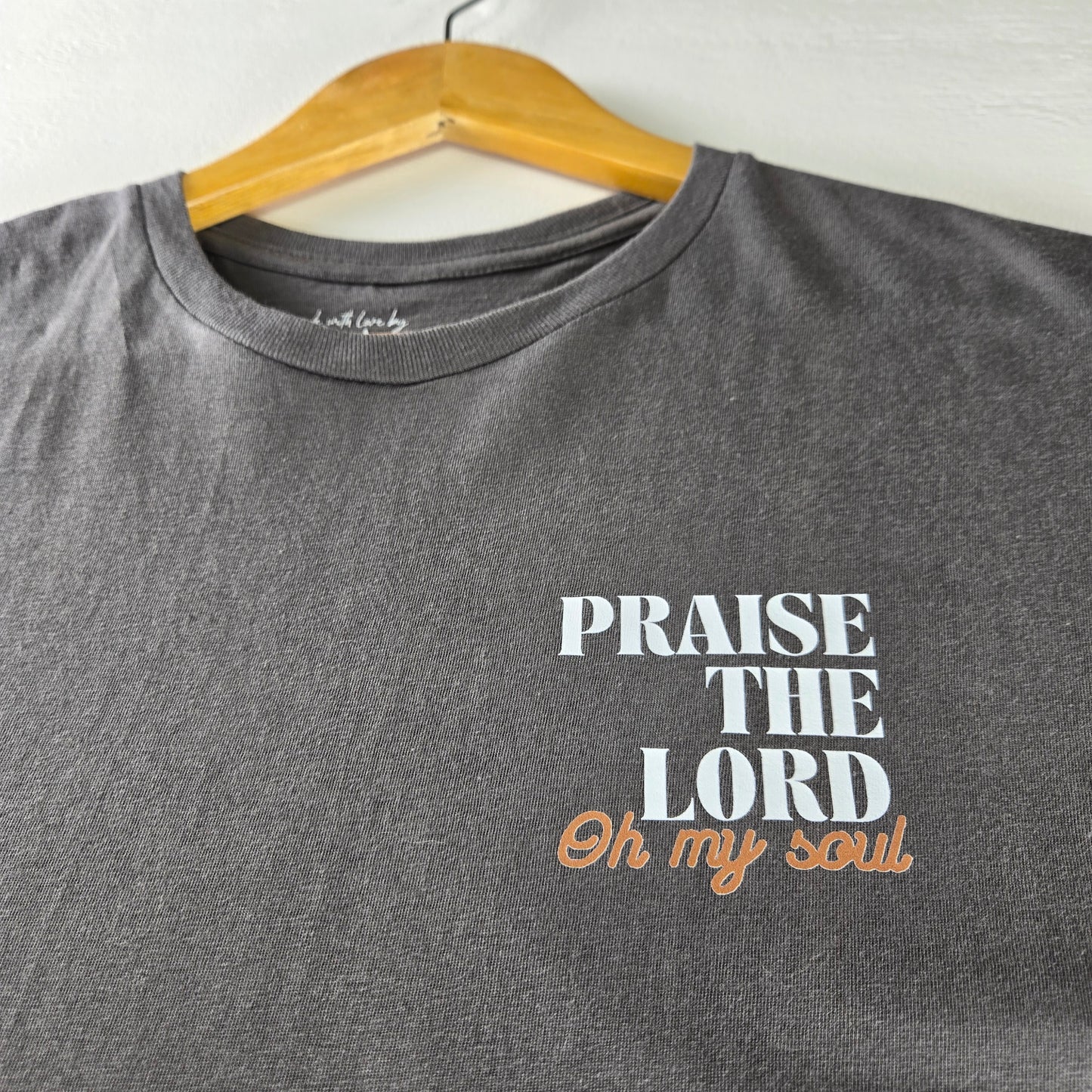 Praise the Lord tee