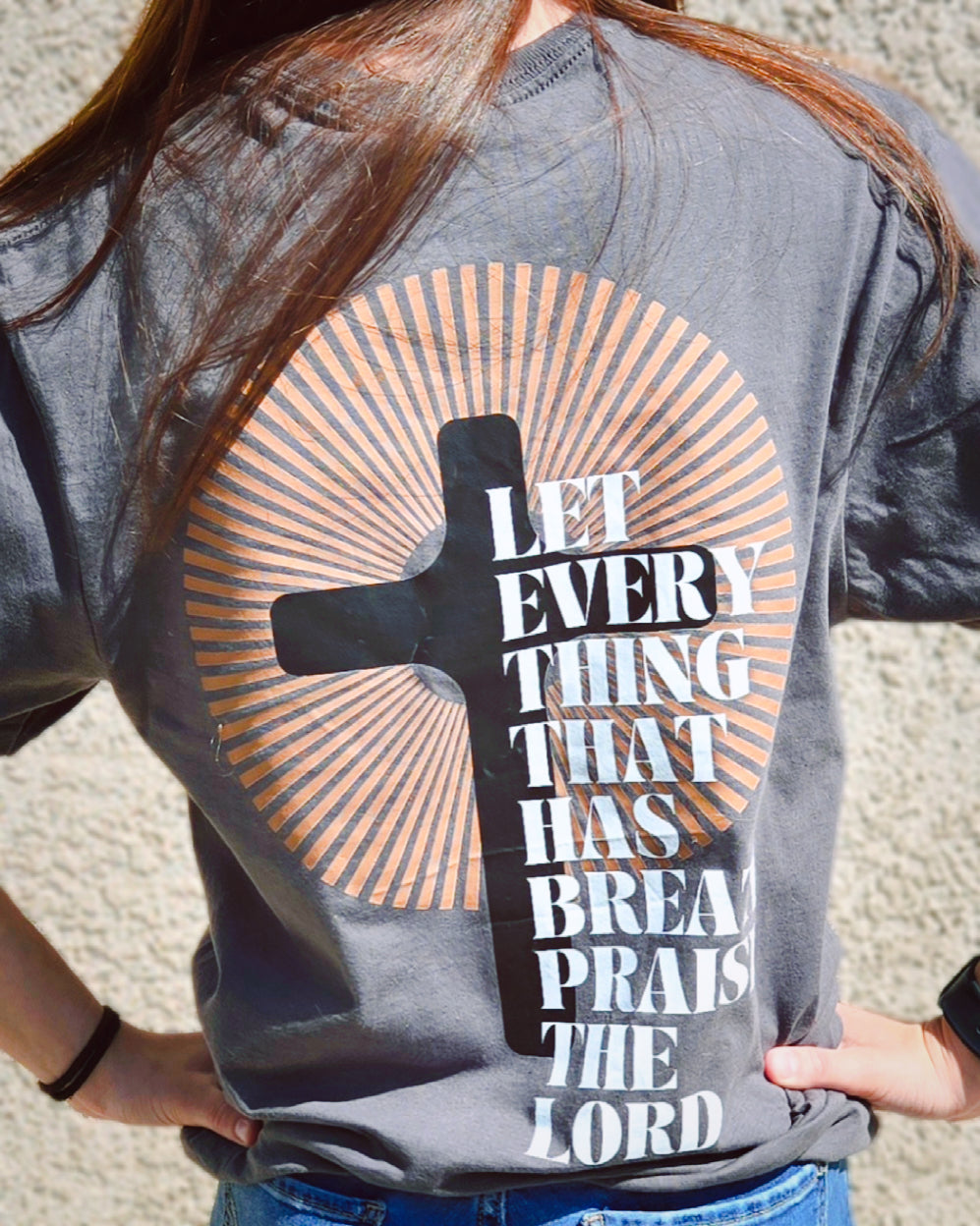 Praise the Lord tee